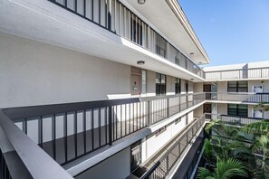 Nicht klassifiziertes Bild, 2 von 16, Schaltfläche