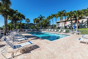 Immagine non classificata, 2 di 16, pulsante