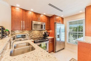 Immagine non classificata, 3 di 16, pulsante