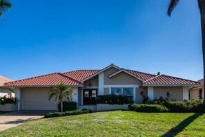 Exterior - Spacious 3 BA, 2BA  pool home with canal view. (Marco Island)