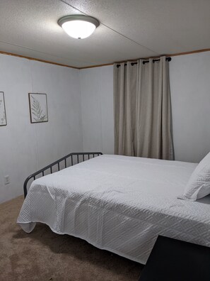 4 habitaciones, escritorio, wifi gratis y ropa de cama 