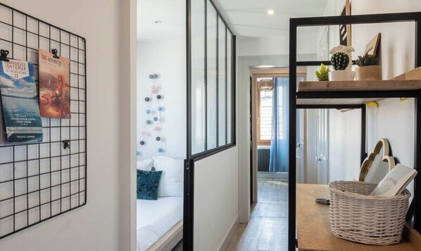 1 chambre, fer et planche à repasser, Wi-Fi gratuit, draps fournis