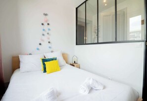 1 camera, ferro/asse da stiro, Wi-Fi gratuito, lenzuola