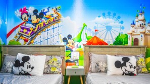 7 bedrooms, iron/ironing board, WiFi, bed sheets