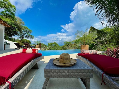 Private, ocean view, gourmet kitchen