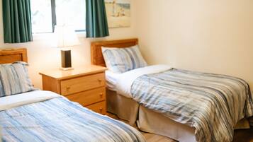 Oceanview Cottage | Individually decorated, individually furnished, blackout drapes