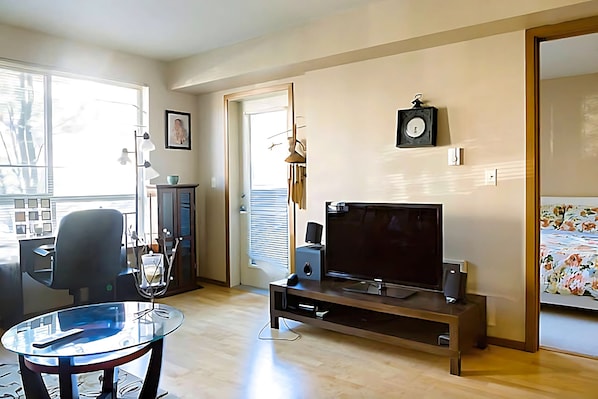 1 habitación, escritorio, wifi y ropa de cama 