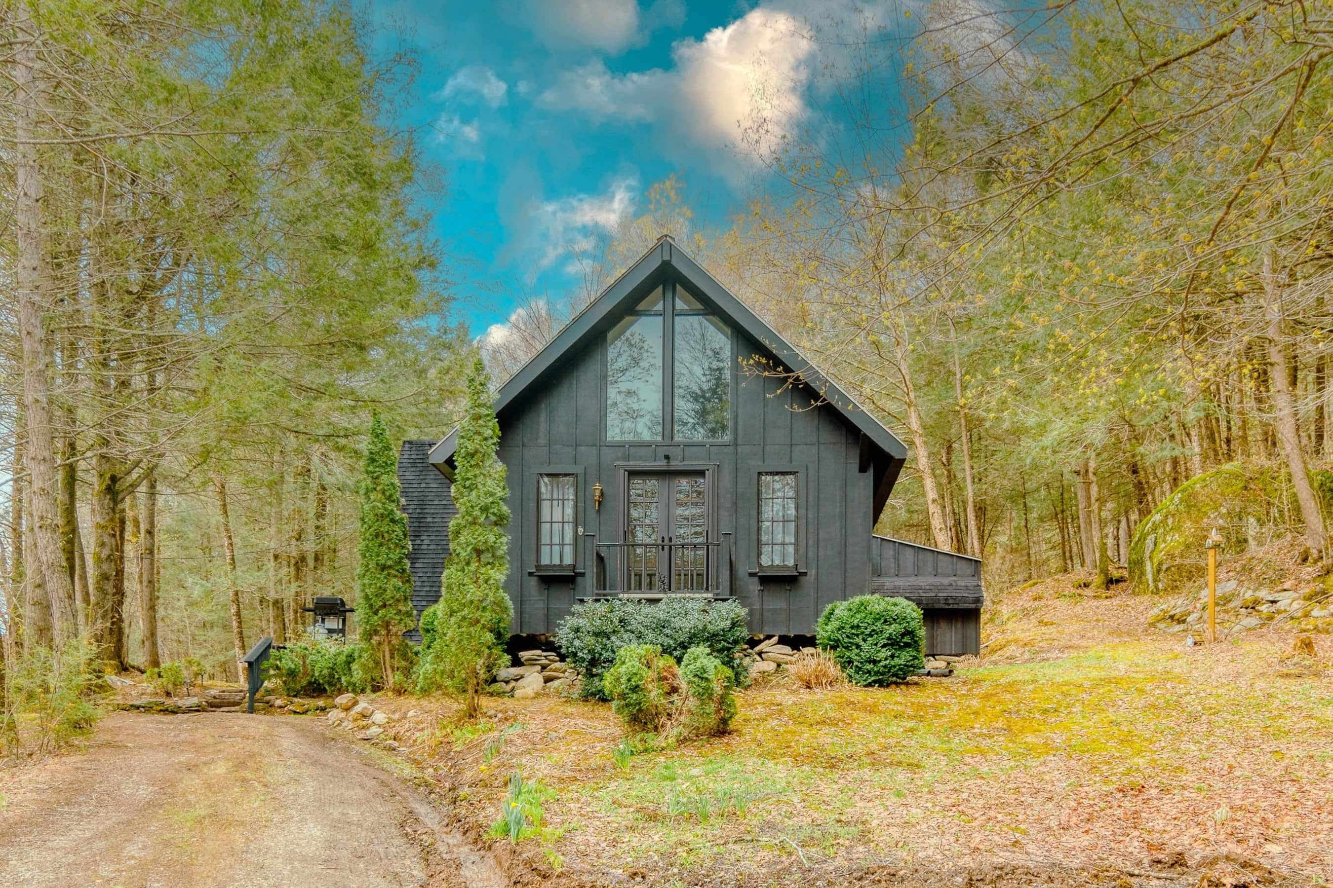 HavenHaus: Cozy A-Frame Cabin in the Berkshires