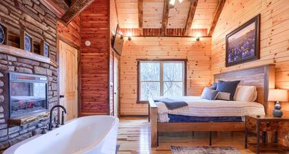 Bluebonnet Luxury Cabin - in the Hocking Hills