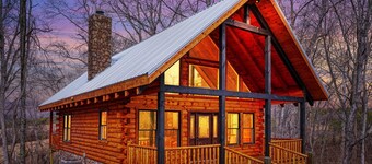 Bluebonnet Luxury Cabin-Cabin-Luxury-Private Bathroom