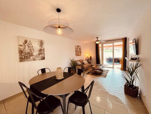 Apartment with jacuzzi Route des plages