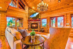 Smart TV, chimenea, videojuegos y futbolito 