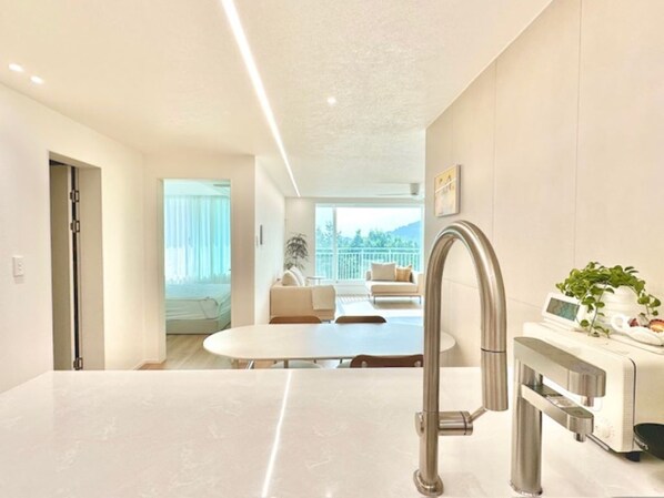 Interior - Central Seoul l Serene & Healing l Central Seoul l Close to Myeongdong / Gangnam (Gwangjin Gu)