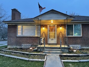 Exterior detail - 1950s Brick Charmer (Idaho Falls)