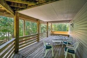 Terrace/patio - Casa Sonada II - 4 BR Beach Home in Quiet, Low Traffic Neighborhood, Dogs Allowed (Southern Shores)