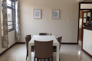 House, Multiple Beds | Dining - Luxuriously Finished 4-bed House in Tema Comm 25 (Tema)