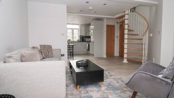 Cottage | Living area