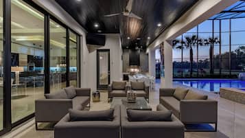 House (W004 - The Alyssa) | Private pool