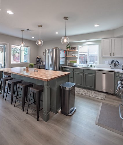 Close to Disneyland-5BD/3BA-King Bed-Disney+Hulu+