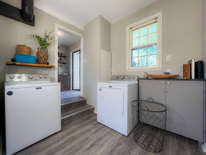 The Fox Den, Pet Friendly, Broadband WiFi, Great Location