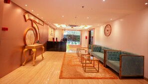 Reception - VAGATOR DOWNTOWN (Vagator)