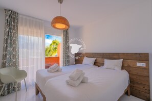3 chambres, fer et planche à repasser, Wi-Fi gratuit, draps fournis