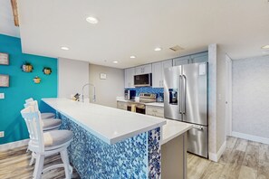 Fridge, microwave, oven, stovetop - Beachfront condo with huge lanai, sunset gulf views, pool, hot tub, tennis & gym (Marco Island)