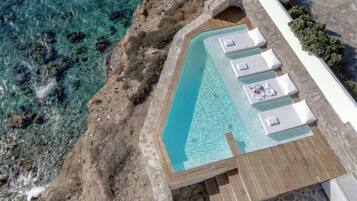 Kolam renang terbuka