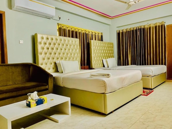 Deluxe Twin Room | Down comforters, individually furnished, desk, free WiFi - Hotel Blue Bird (Dhaka)