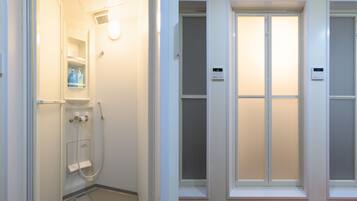 Dortoir Partagé, hommes uniquement, non-fumeurs, salle de bains commune | Salle de bain commune