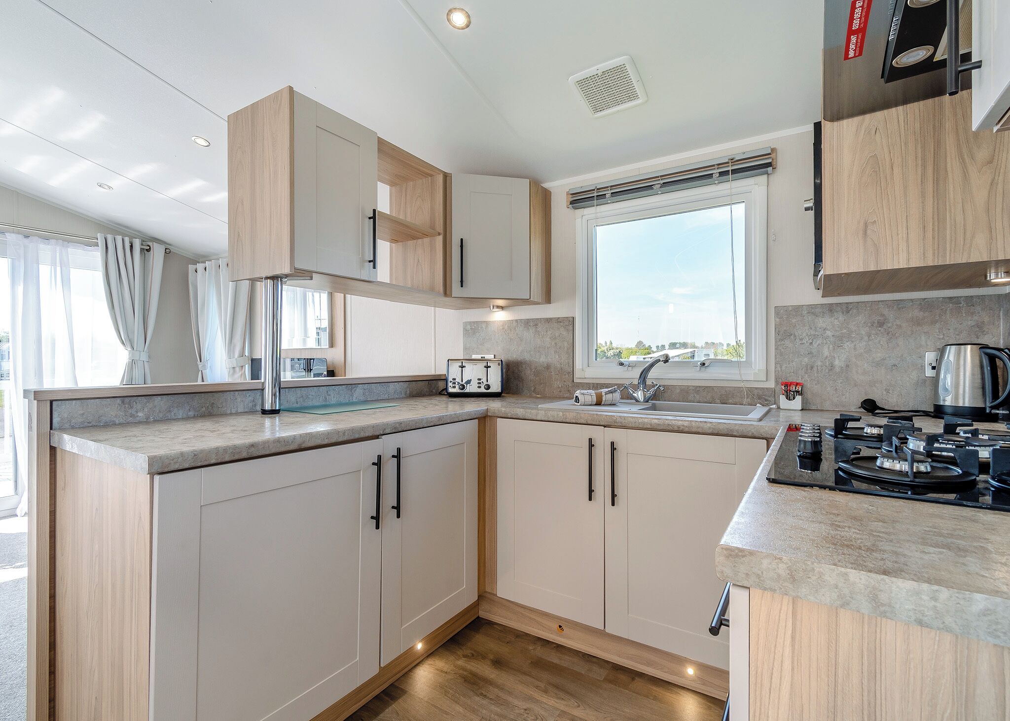 Fridge, oven, stovetop, toaster