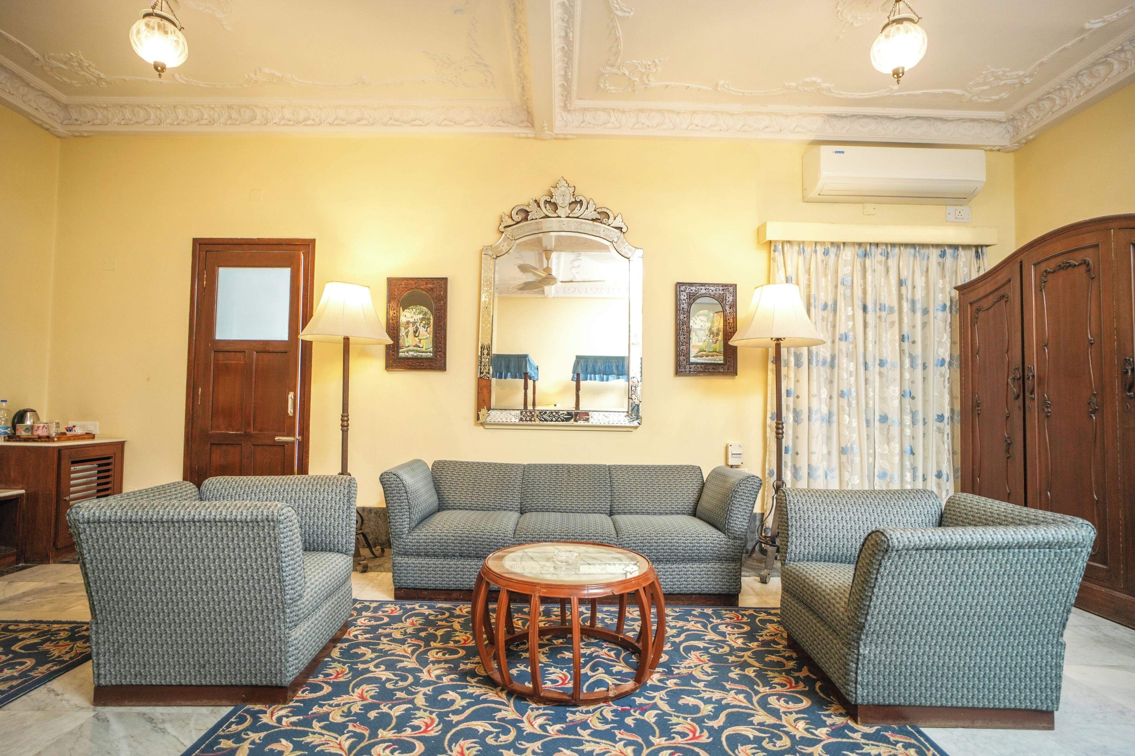 Classic Room | Individually furnished, desk, free WiFi, bed sheets