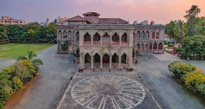 Nilambag palace