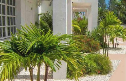 Spacious Cable Beach  condo #4 with pool near beach VRBO 