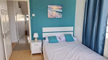 4 sovrum, strykjÀrn/strykbrÀda, gratis wi-fi och sÀngklÀder