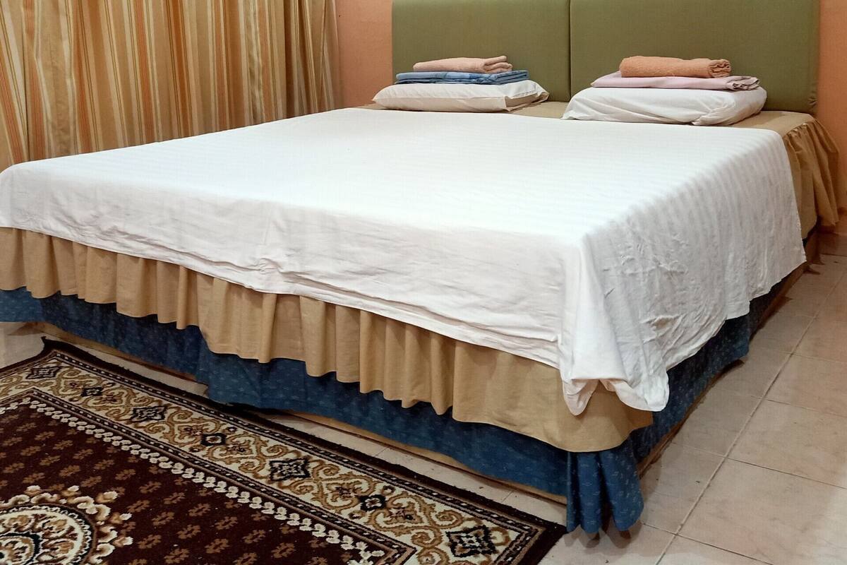 Room, Shared Bathroom