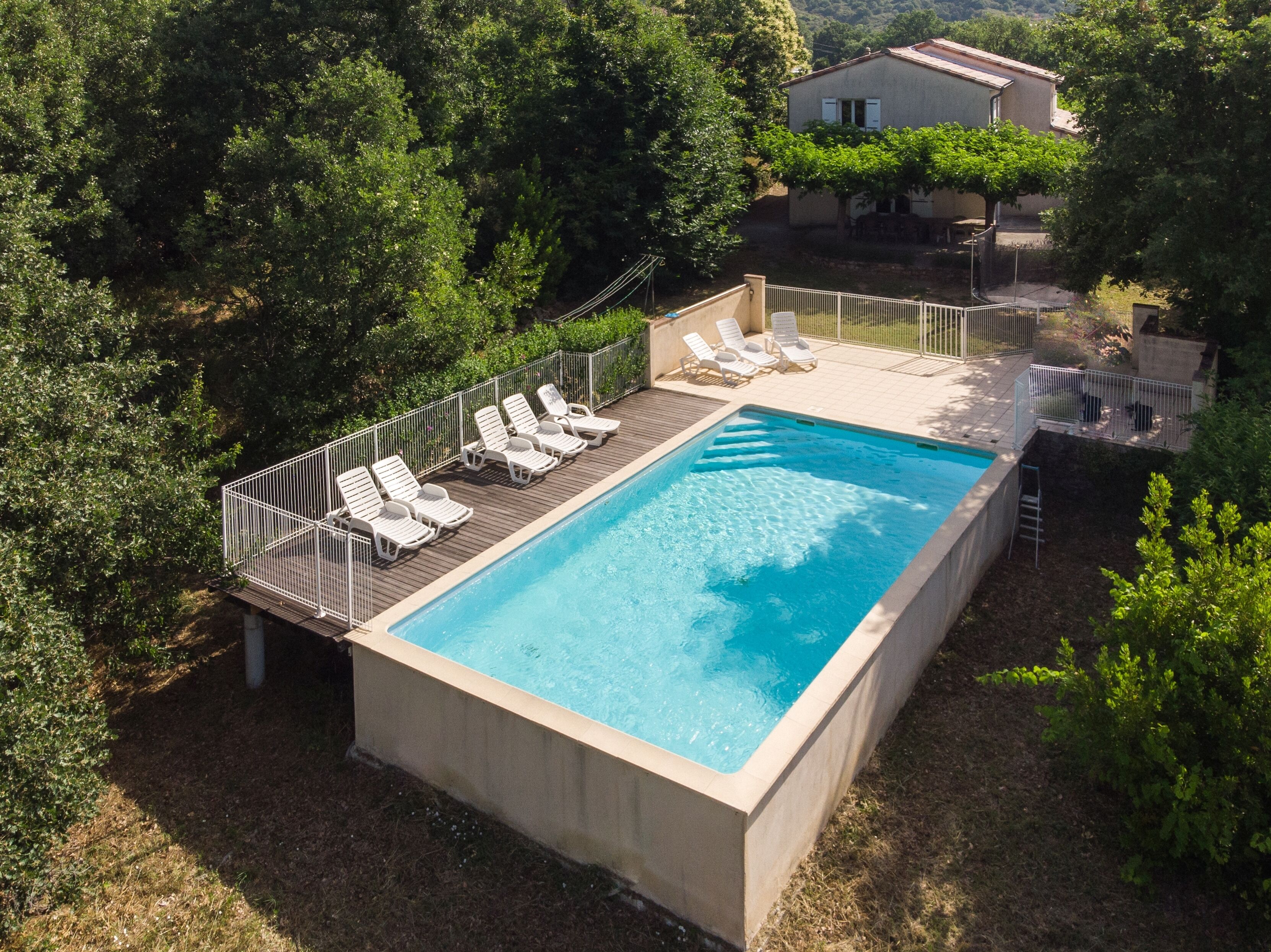 Piscina a l'aire lliure 