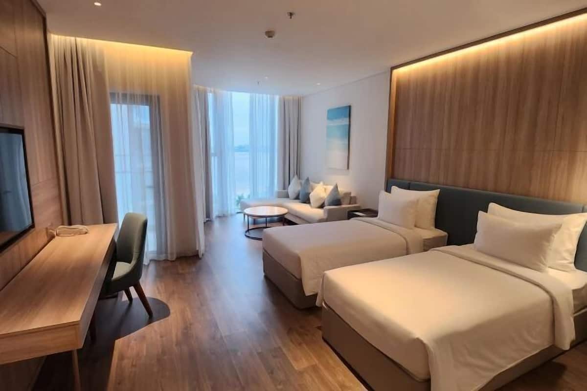 Hochwertige Bettwaren, Daunenbettdecken, Pillowtop-Betten, Minibar