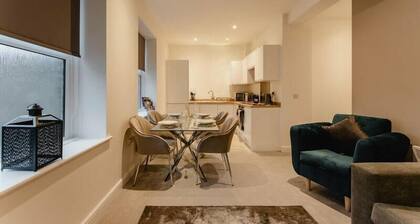 Prescott Court by Guestz