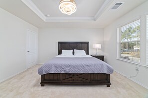 Villa Business | 4 camere, biancheria da letto di alta qualità, copriletto in piuma