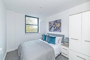 3 soverom, strykejern/-brett, wi-fi (inkludert) og sengetøy