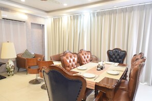 Dining - Swisstel Cottage (Karachi)