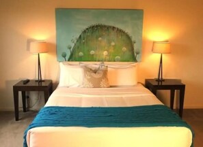 2 chambres, fer et planche à repasser, Wi-Fi, draps fournis
