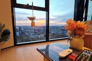 Interior - Sunset Glow Central Retreat! Free Tram Zone (Melbourne)