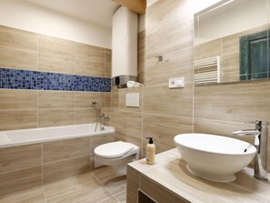 Hårtork och handdukar