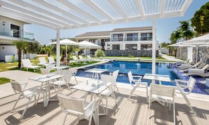 Flat-screen TV, offices - Epicentrum Suites (Thasos)