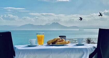 La symphonie bleue Breathtaking sea view