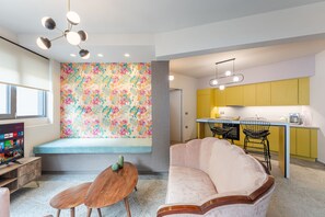 Design Apartment | Private kitchen | Fridge, microwave, espresso maker, coffee/tea maker - Acropolis Pop Art Apartment (Athens)