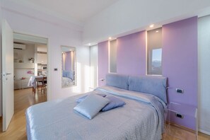 2 chambres, fer et planche à repasser, accès Internet, draps fournis