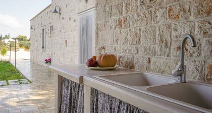 Hillside Villa for 5 guests in Polignano a Mare